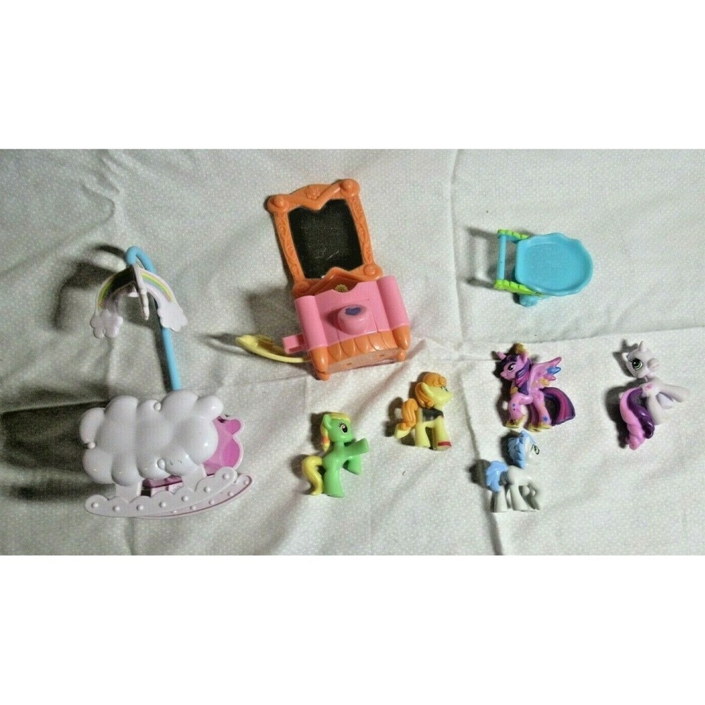 MY LITTLE PONY HASBRO LOT CRADLE 2008 5 PONIES Accessories grooming vanity